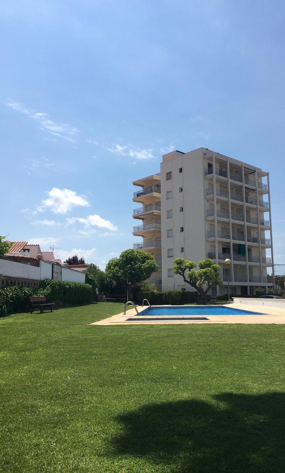Orsa-Atico Con Vista Al Mar Y Piscina Apartment L' Escala Luaran gambar